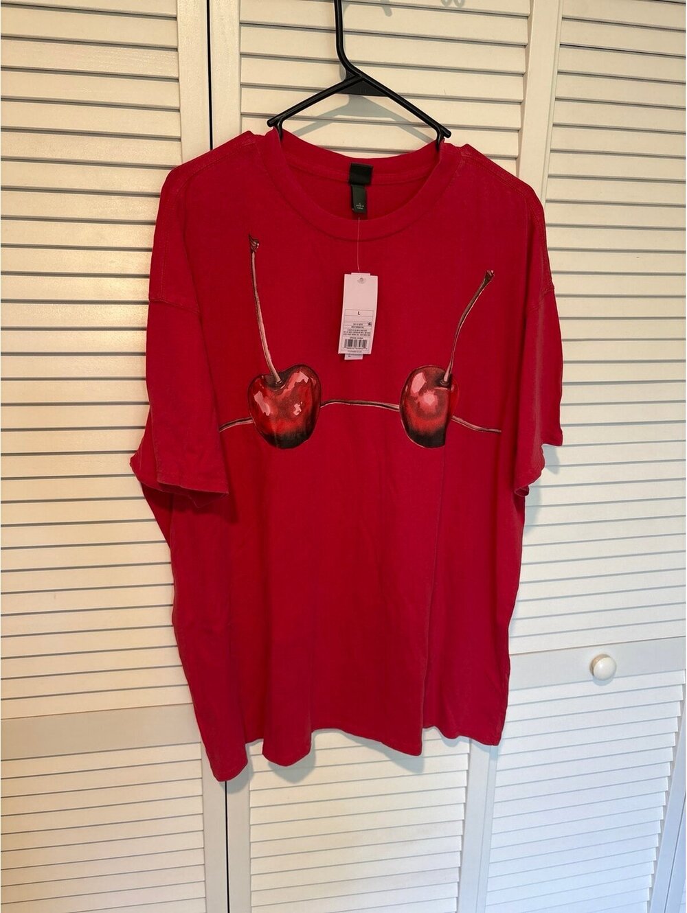 Wild Fable red cherry bikini oversized graphic shirt size Lg